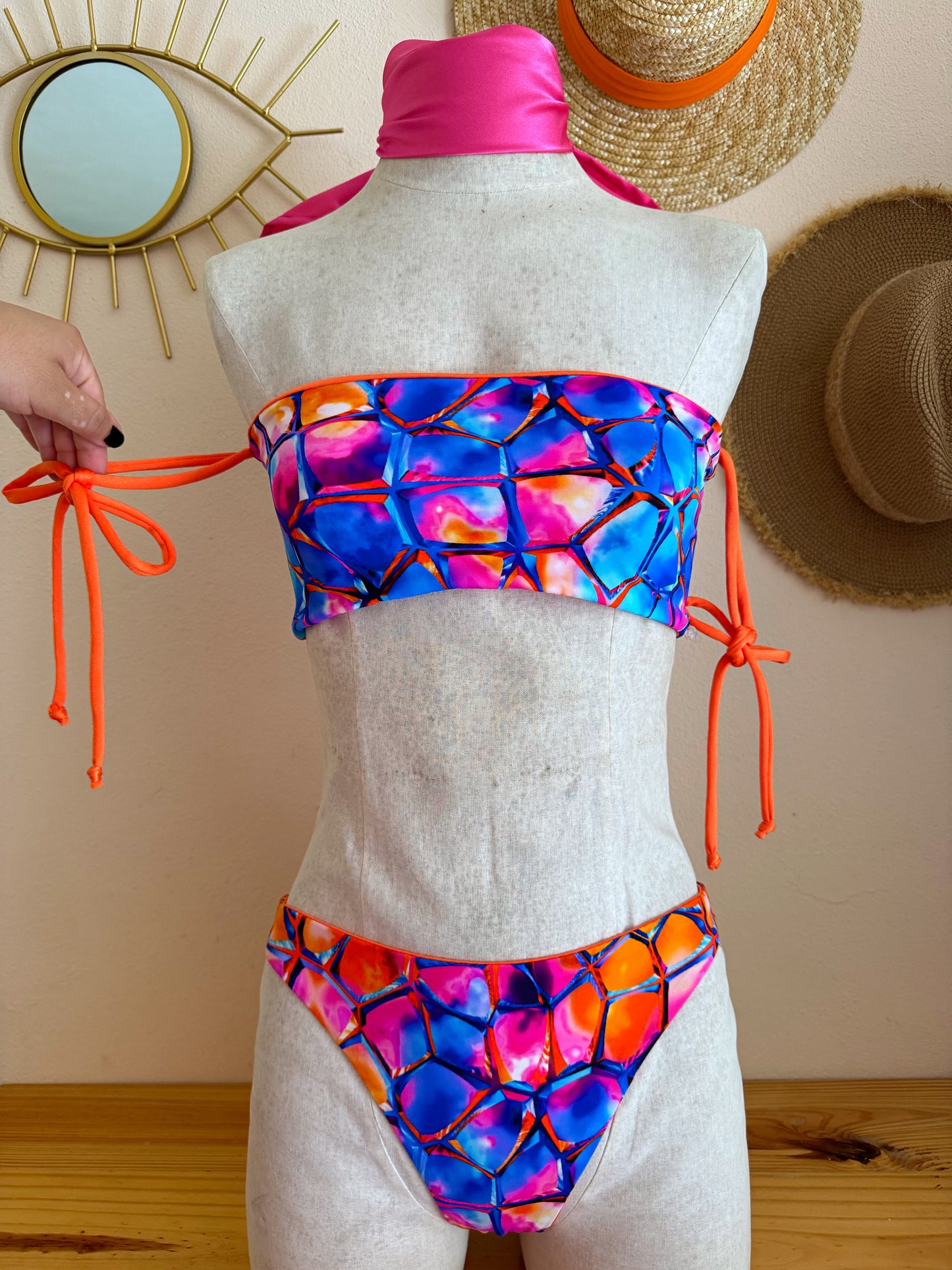 Dali Set Reversible