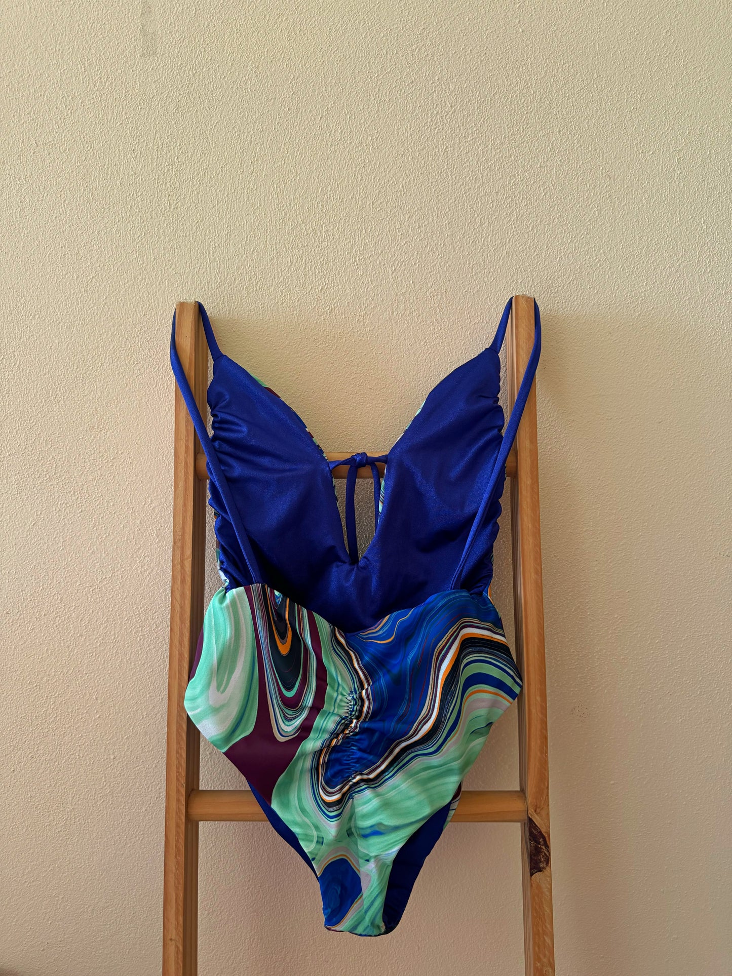 Nina Monokini