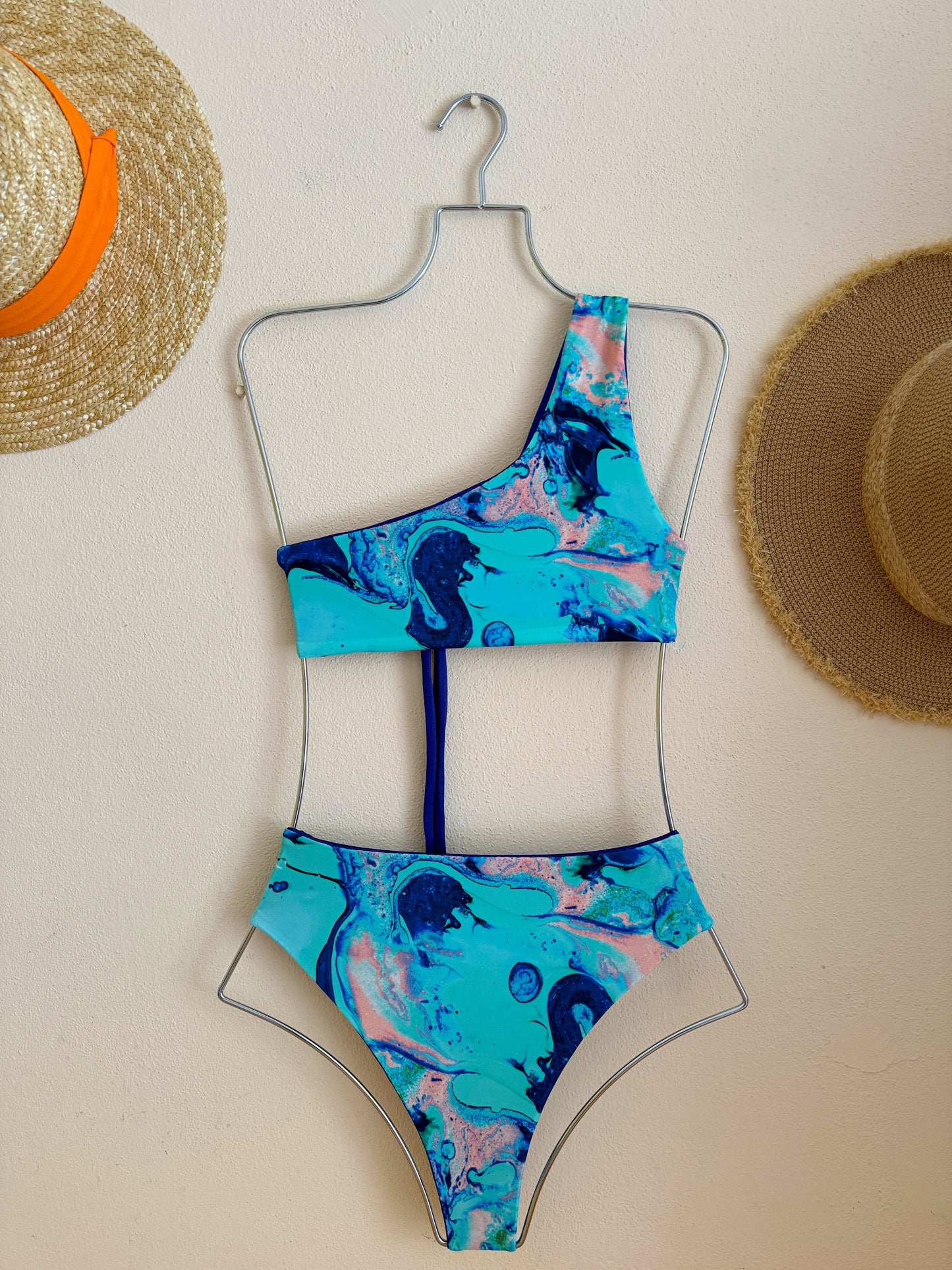 Lucy Set Reversible