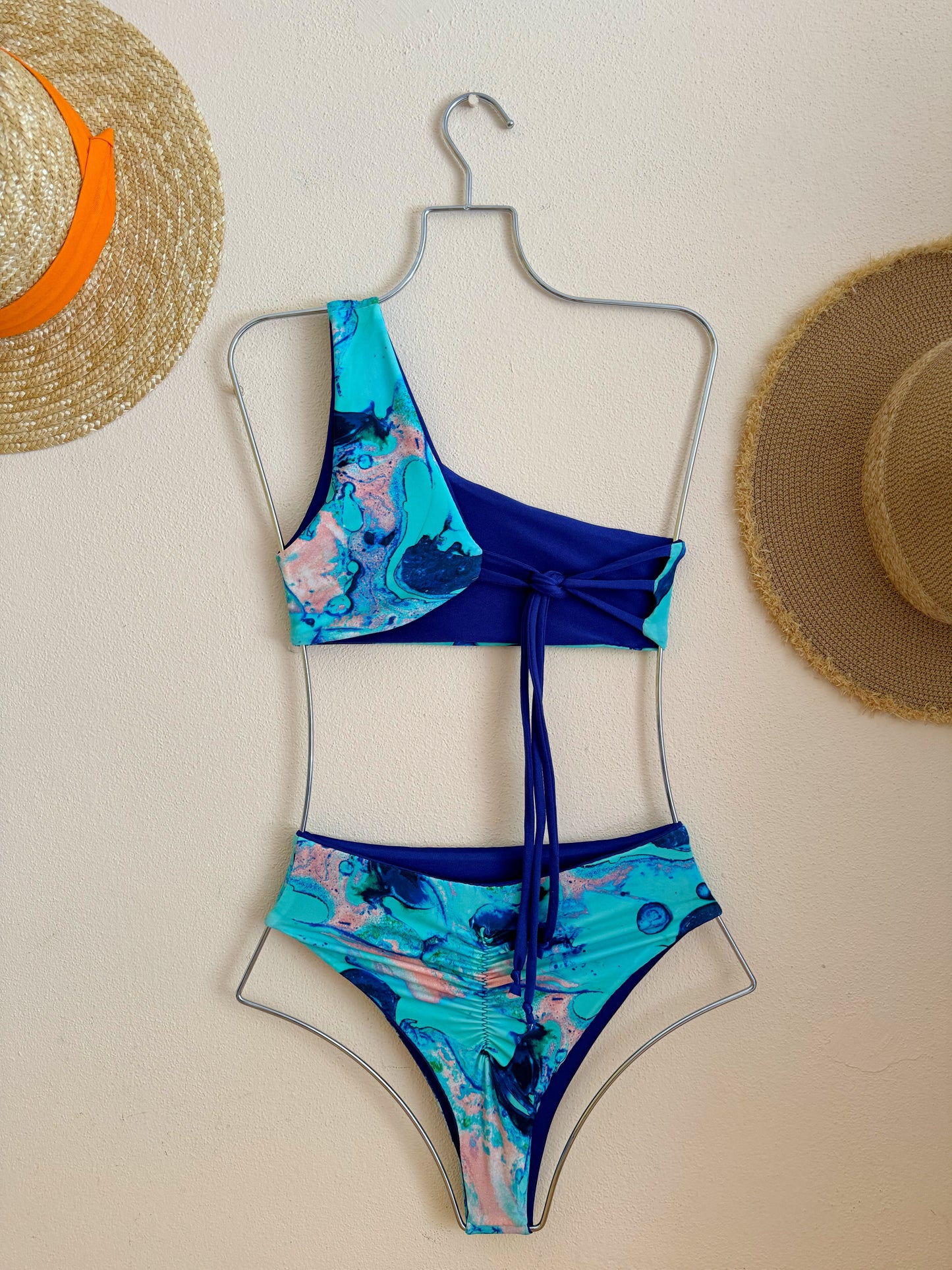 Lucy Set Reversible