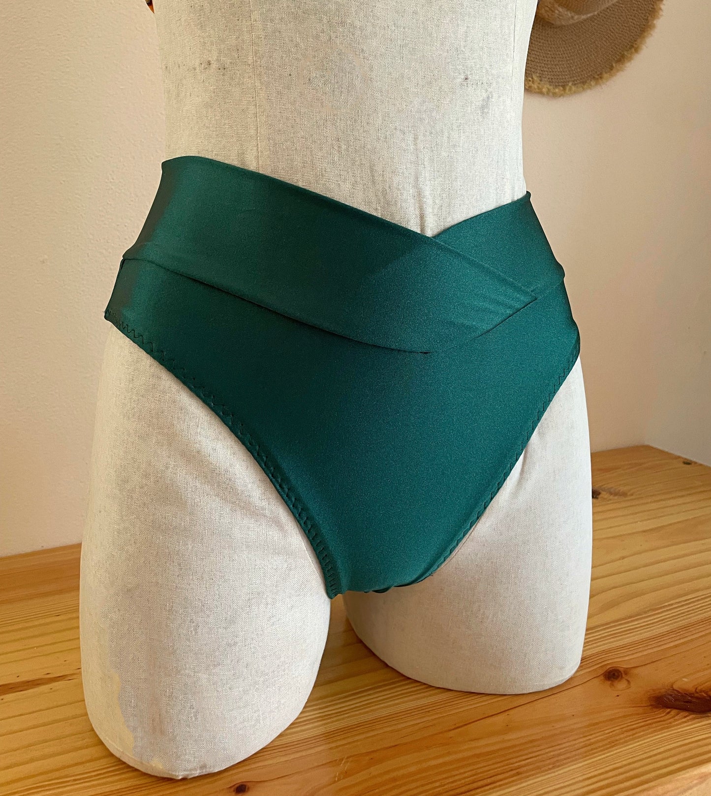 V Bottom