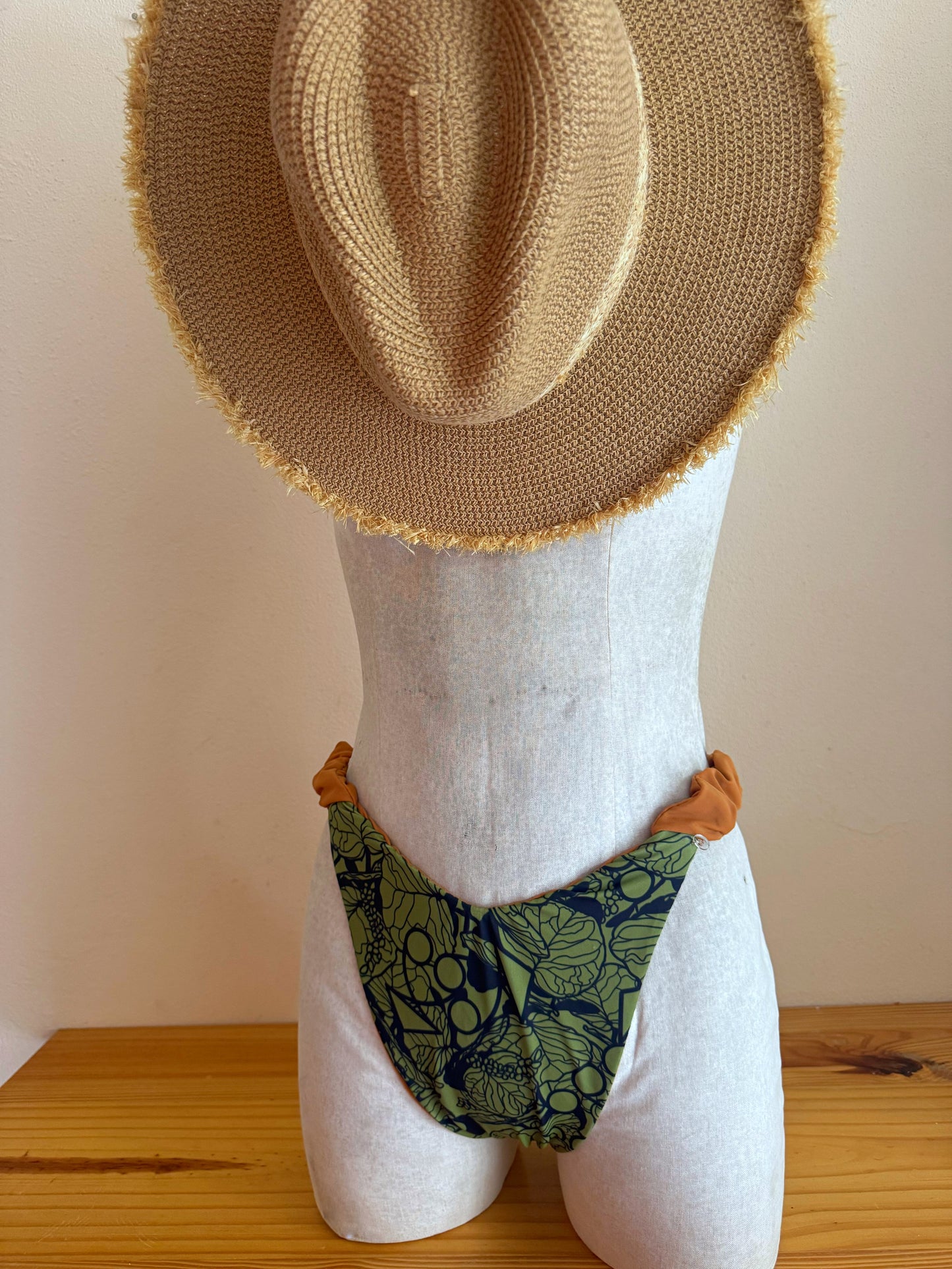 Agua Bottom Reversible