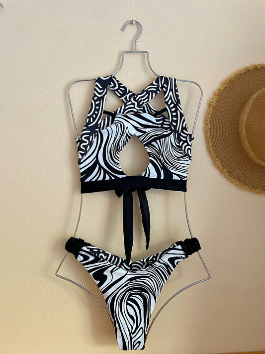 Ardiente Top + Agua Bottom