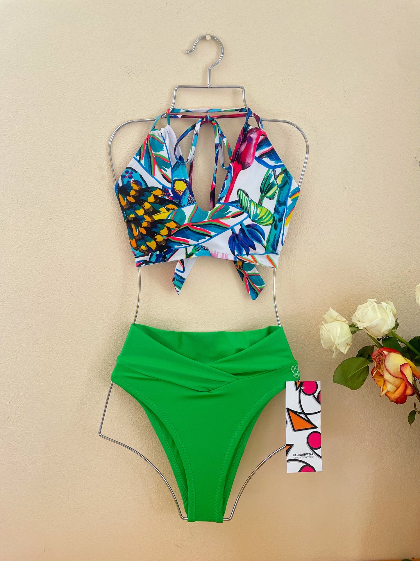 Elisa Top + V Bottom