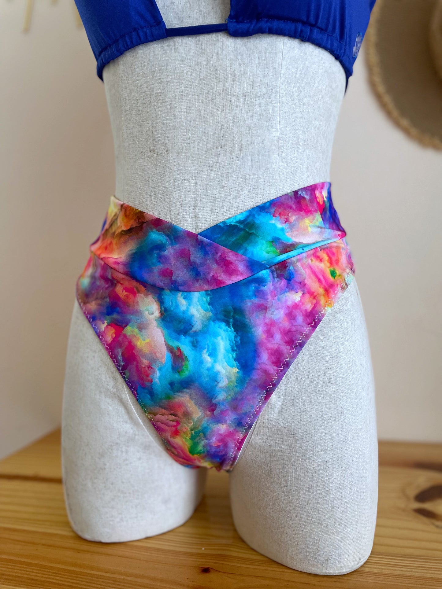 V Bottom