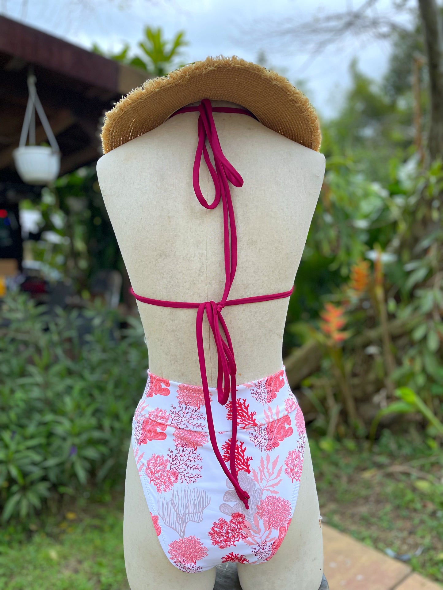Mini conjunto de bikini abstracto