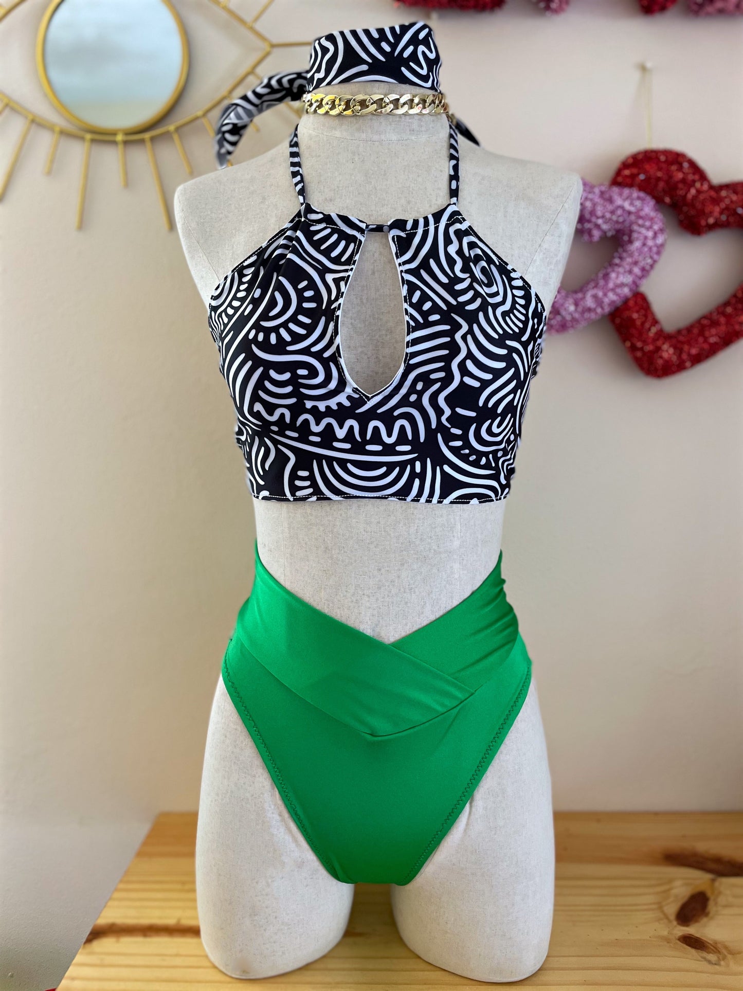Elisa Top + V Bottom