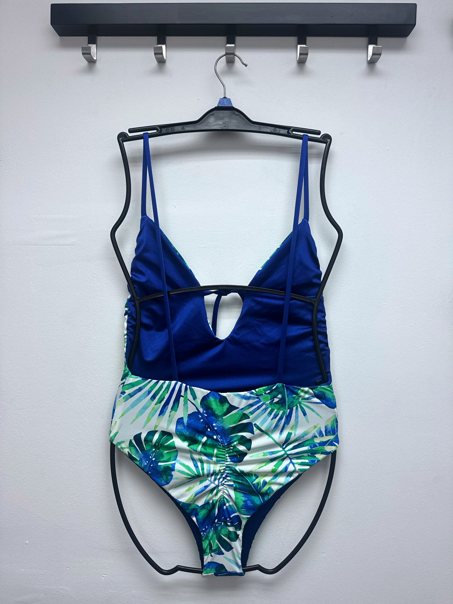 Nina Monokini
