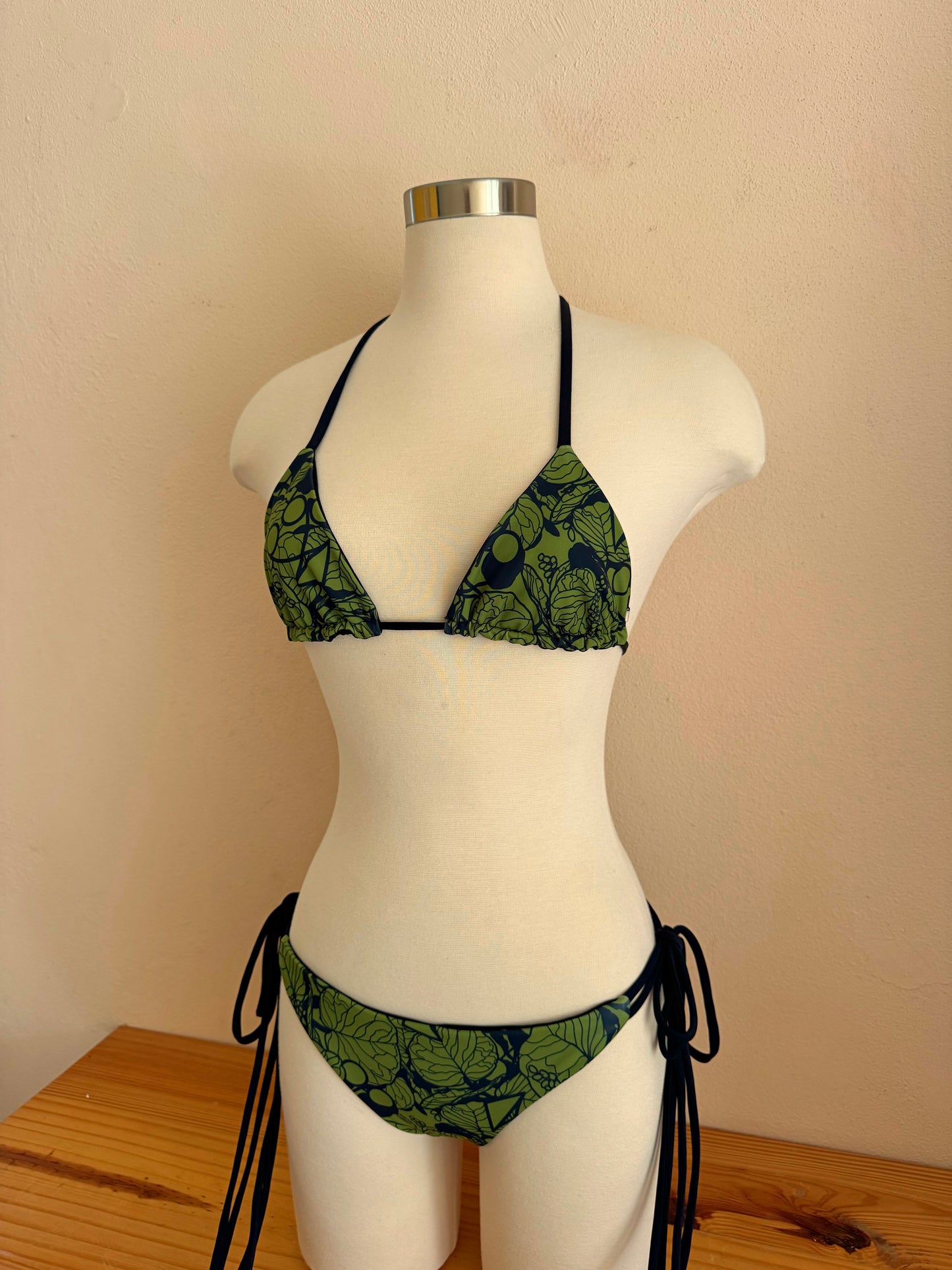 Uva Playera Bikini Mini Set