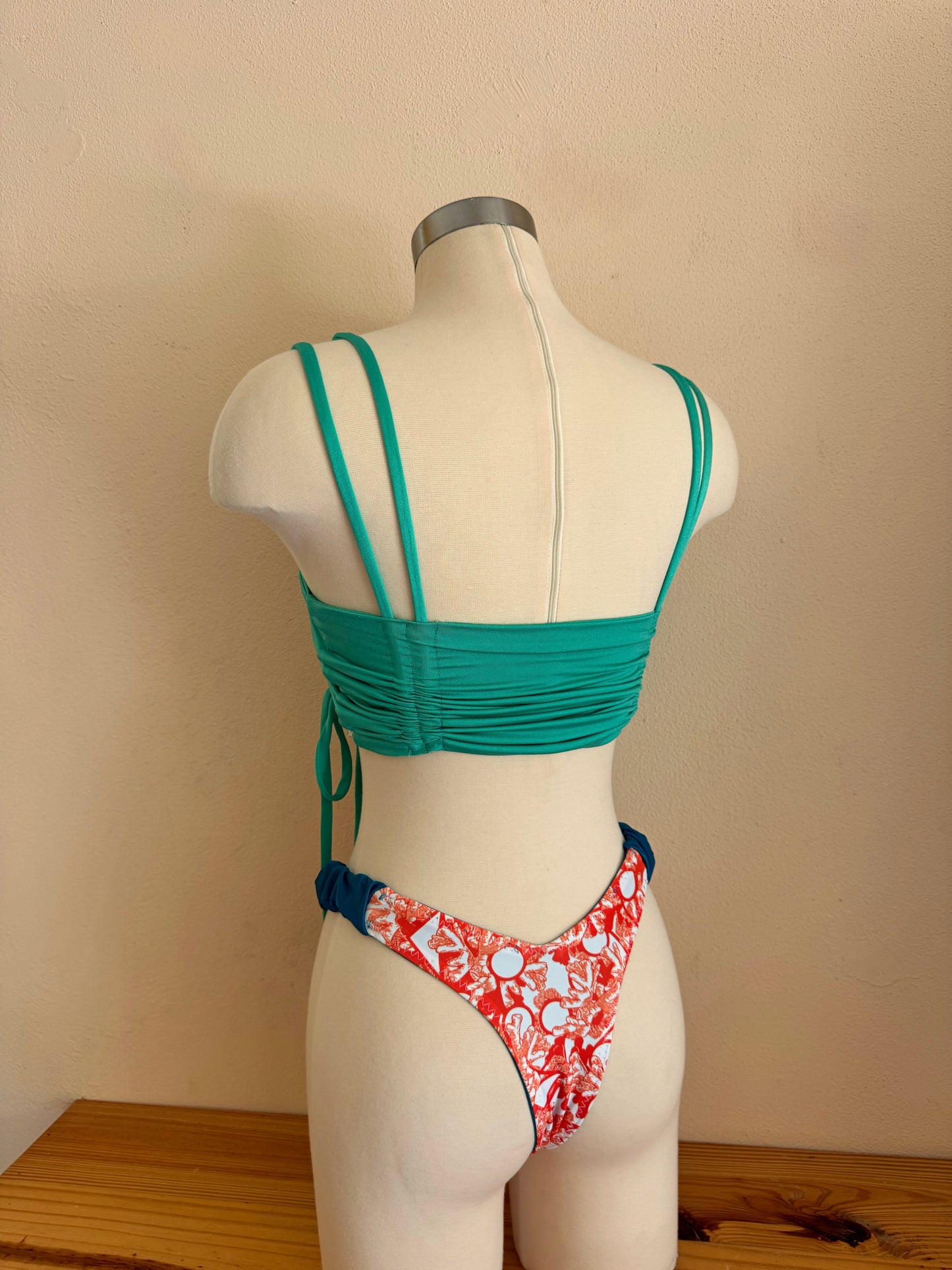 Nerea Top + Agua 2.0 Bottom Rev.