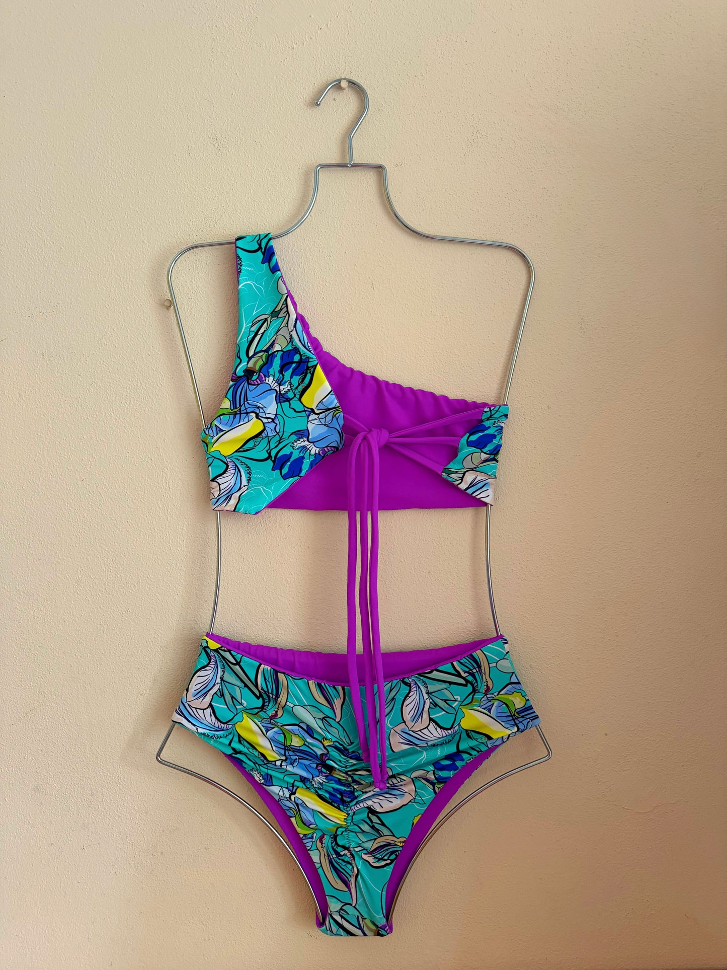 Lucy Set Reversible