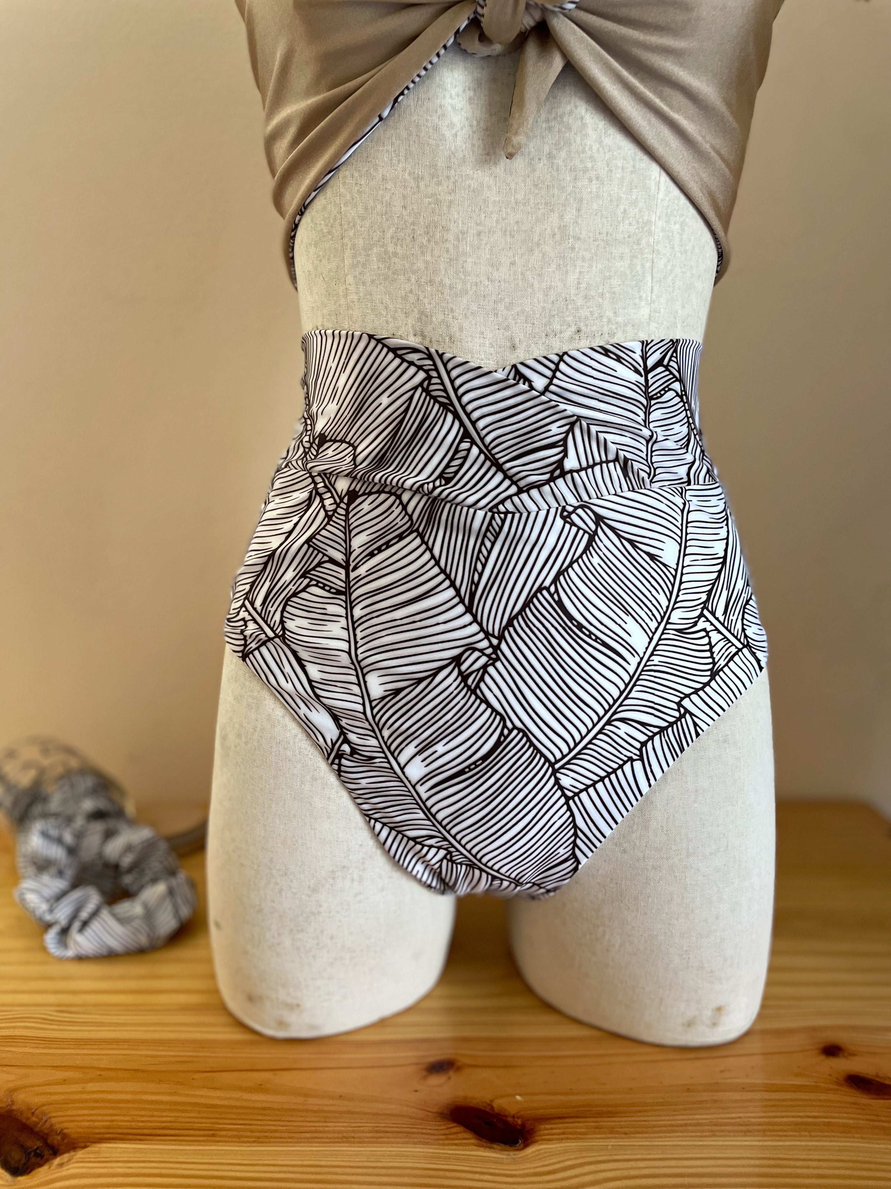 Pyros Bottom – CLizSwimwear